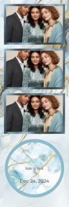 Variante bande 2x6, 3 photos et orientation paysage du design photobooth Elegant Blue Marble Gold pour Vivabox