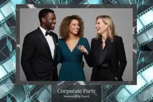 Variante format paysage 6x4, 1 photo et orientation paysage du design photobooth Blue Confetti Corporate Event pour Vivabox
