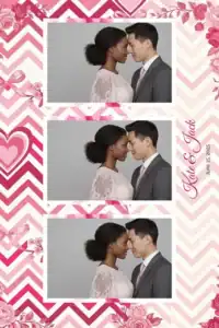 Variante format portrait 4x6, 3 photos et orientation paysage du design photobooth Chevron Hearts Wedding Template pour Miroir Magique
